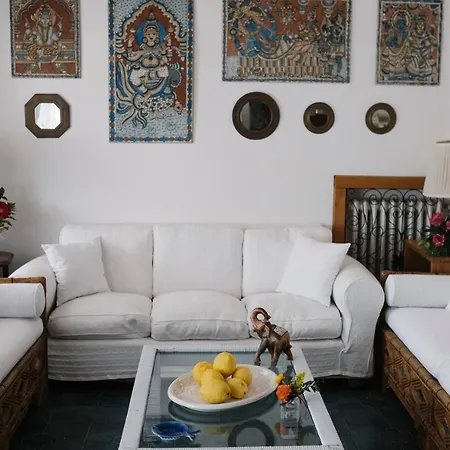 Villacarolina Πανσιόν